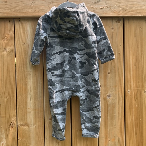 Camo Print Hooded One Piece - Picture 5 of 6